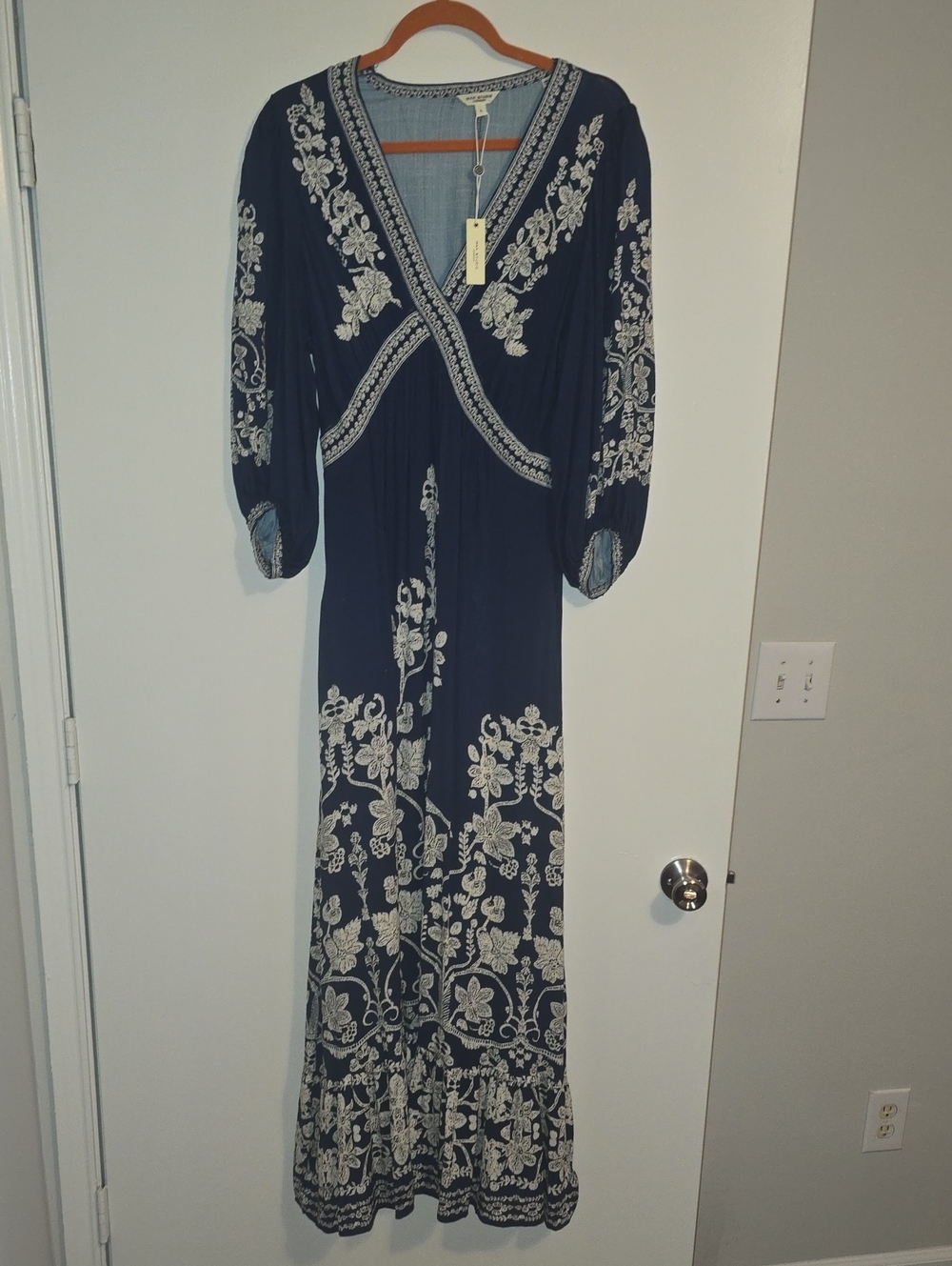 Max Studio Navy Maxi Dress with Ivory Floral Embroidery